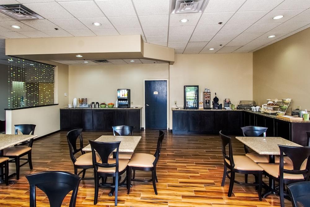 Quality Inn & Suites Moline - Quad Cities Экстерьер фото
