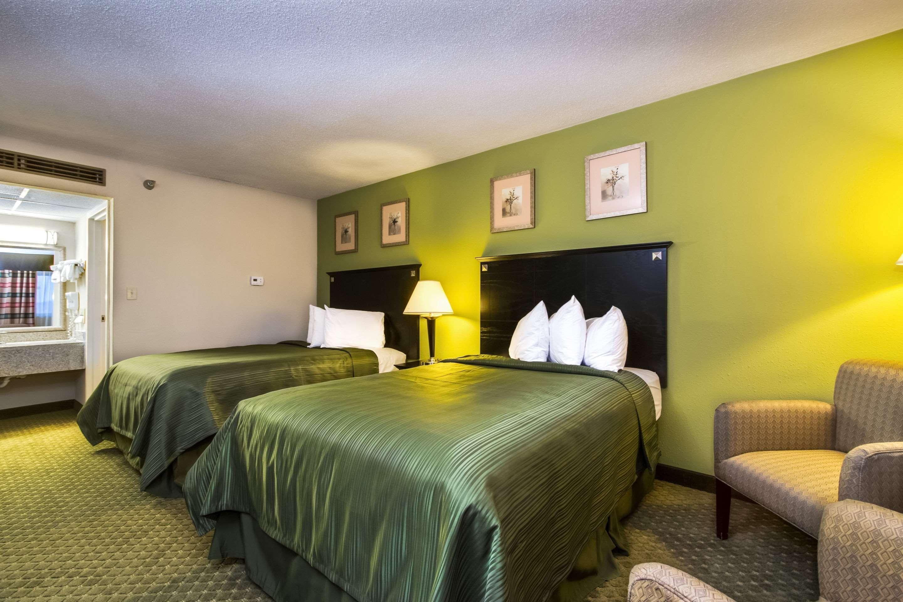 Quality Inn & Suites Moline - Quad Cities Экстерьер фото