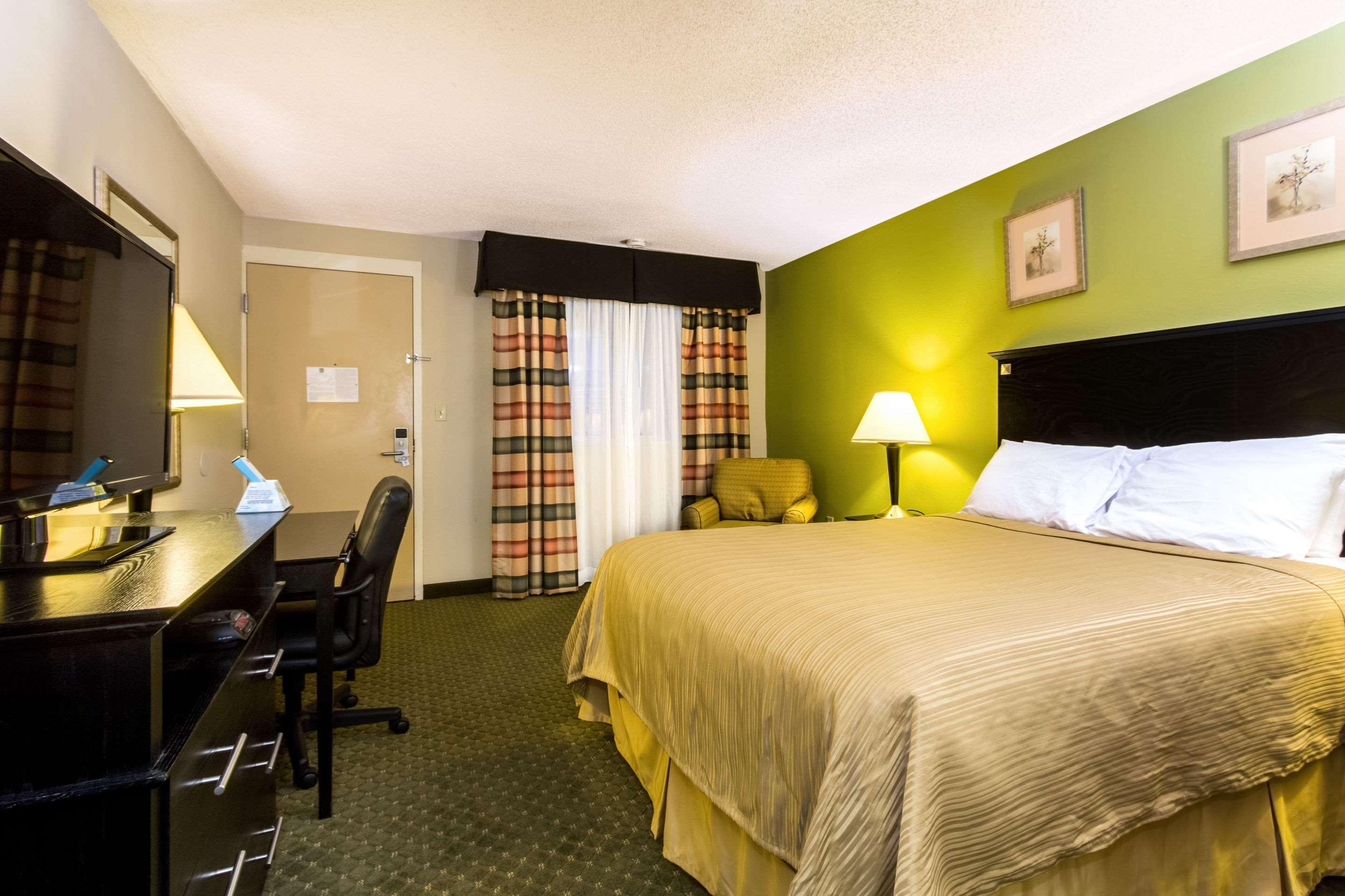 Quality Inn & Suites Moline - Quad Cities Экстерьер фото