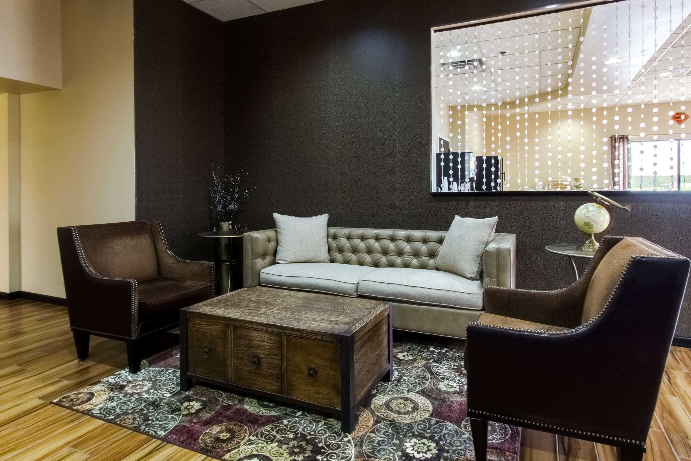 Quality Inn & Suites Moline - Quad Cities Экстерьер фото