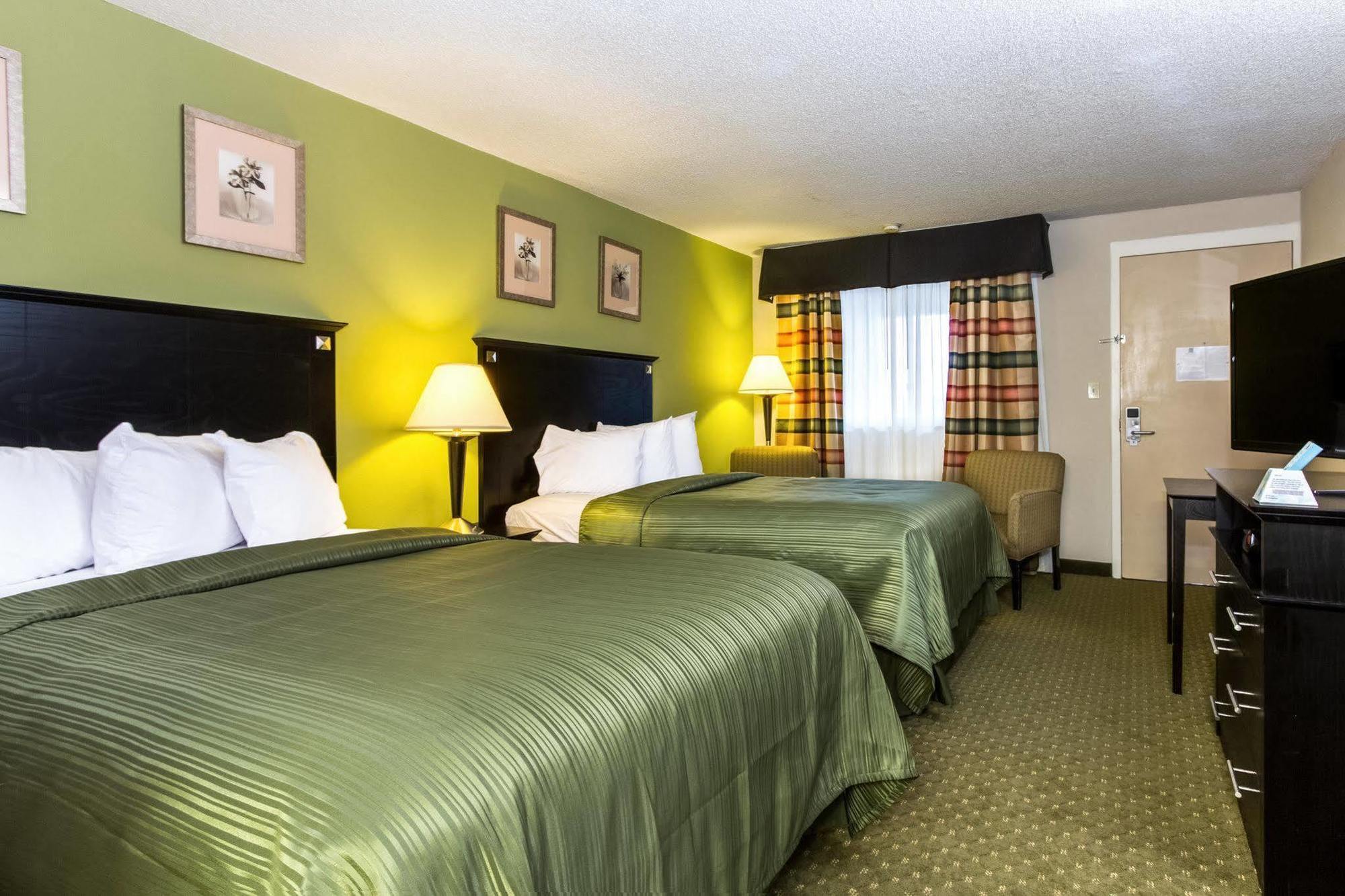 Quality Inn & Suites Moline - Quad Cities Экстерьер фото