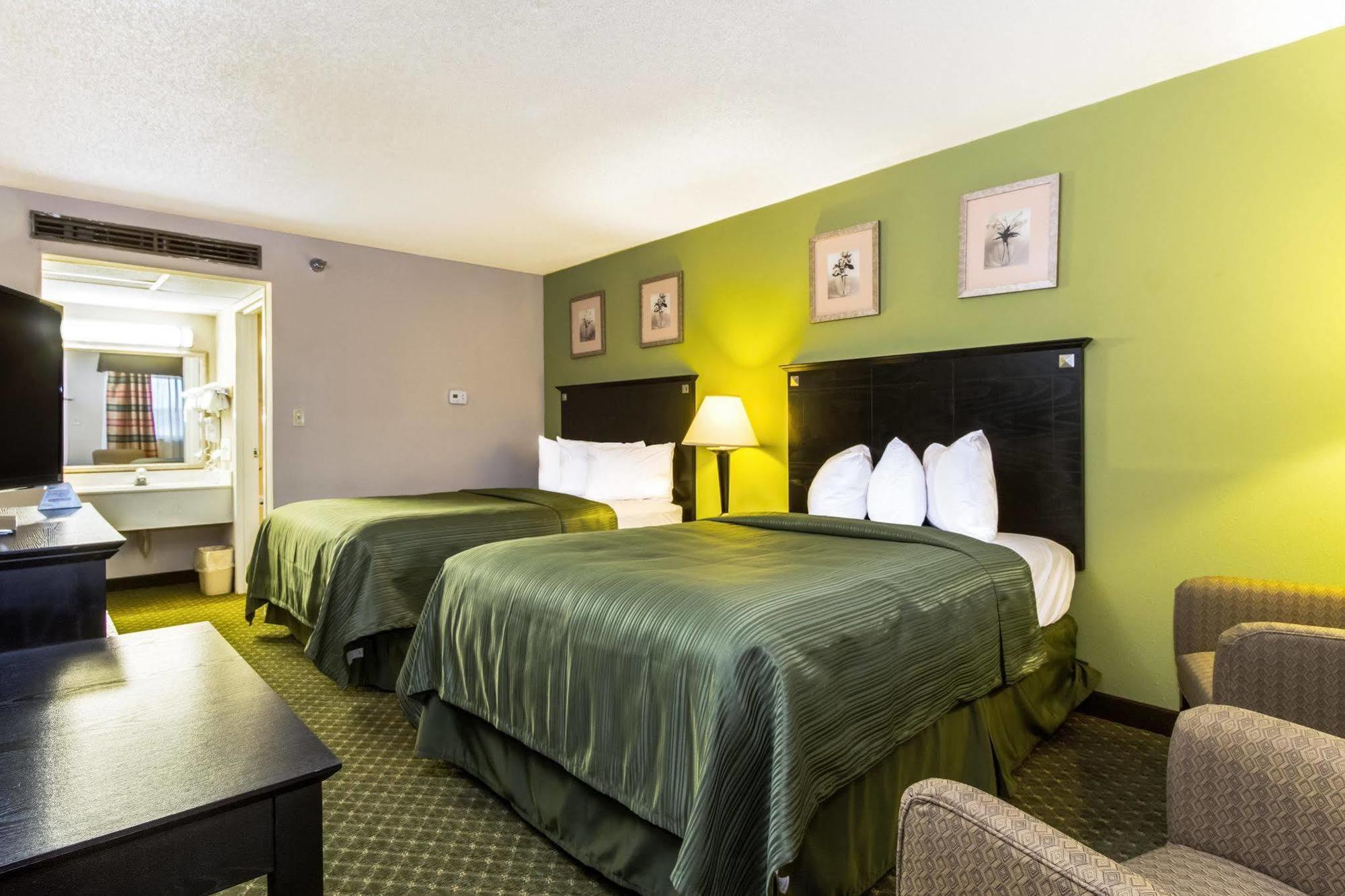 Quality Inn & Suites Moline - Quad Cities Экстерьер фото